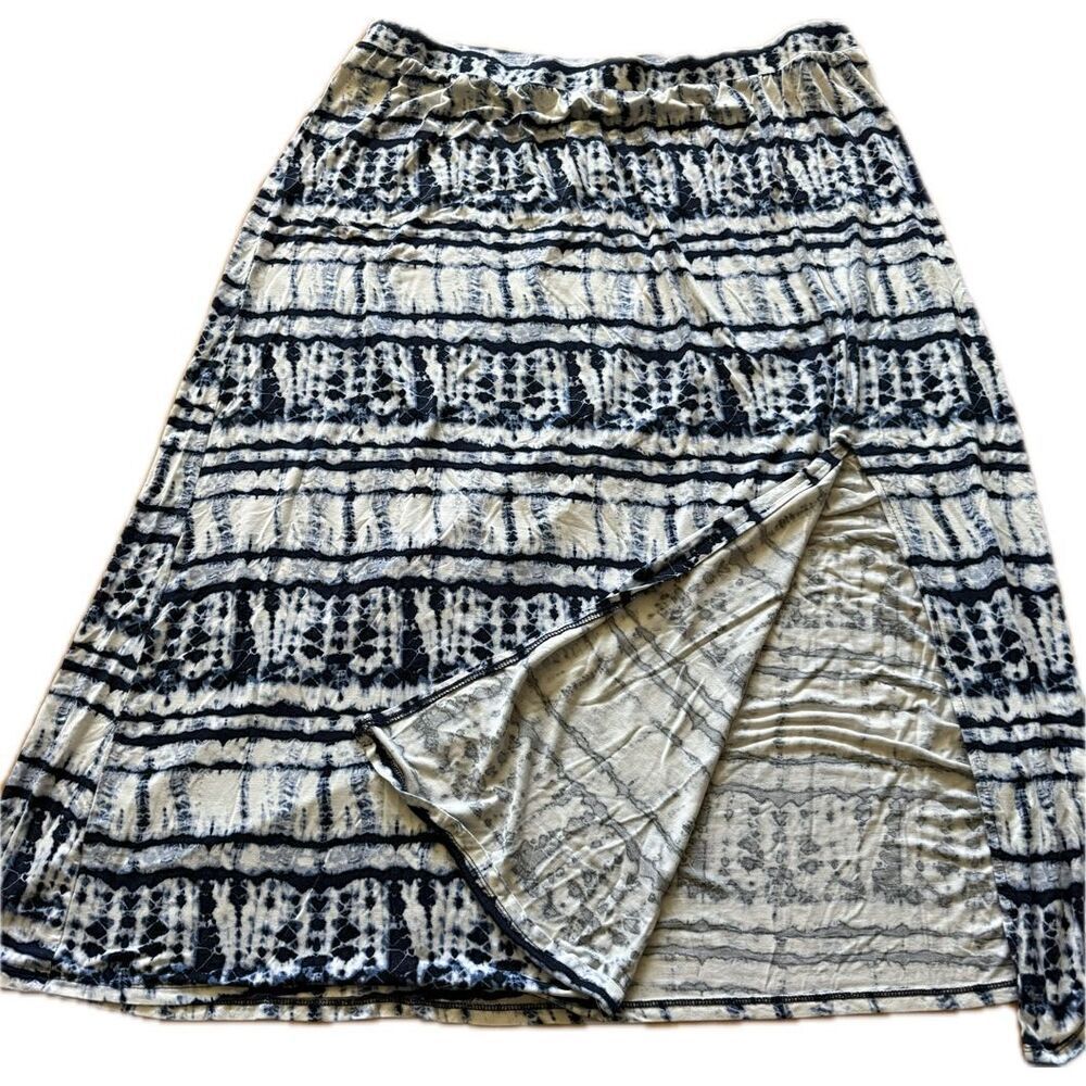 Lane Bryant Blue & White Skirt Women’s Size 18/20